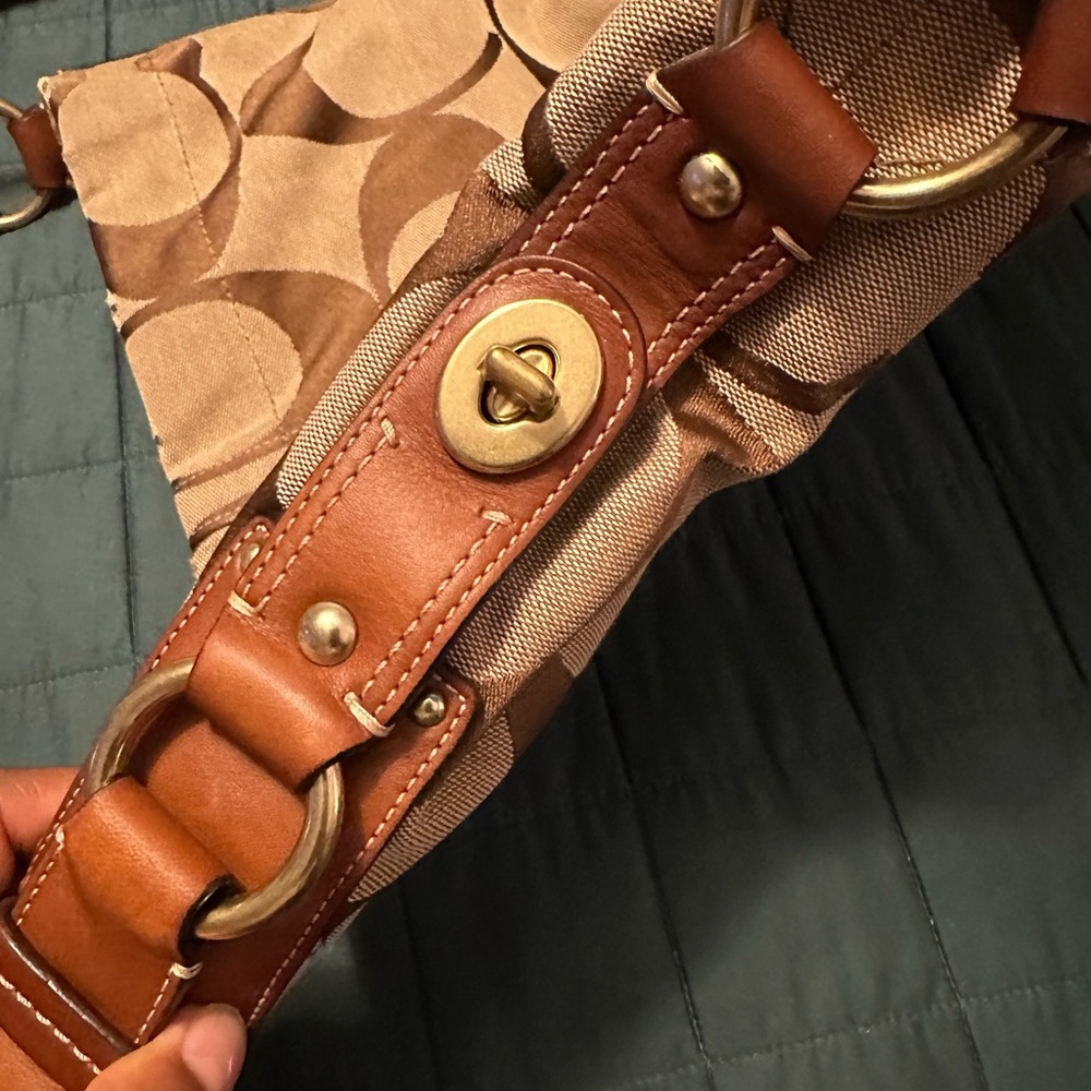Coach Tan and Brown Signature Shoulder Bag - Picture 8 of 14